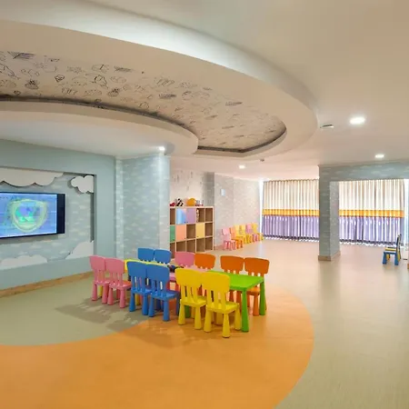 אתר נופש Euphoria Comfort Alanya 5*