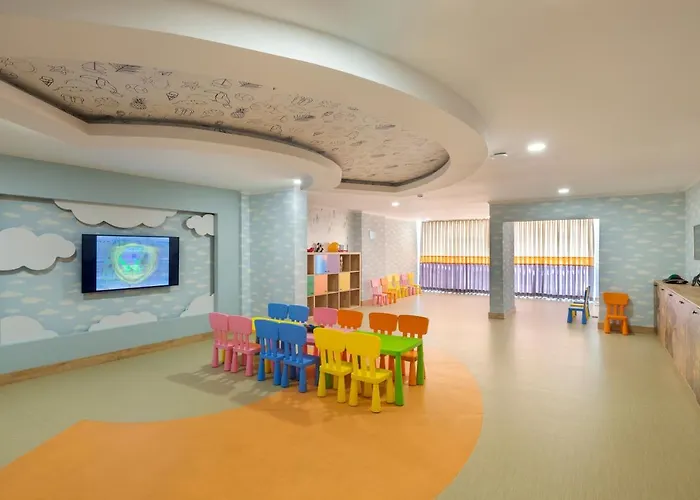 Resort Euphoria Comfort Alanya 5*